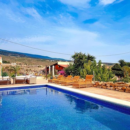 Exquisite Rural House With Garden, Pool And Sea Views Arico Viejo Exterior foto