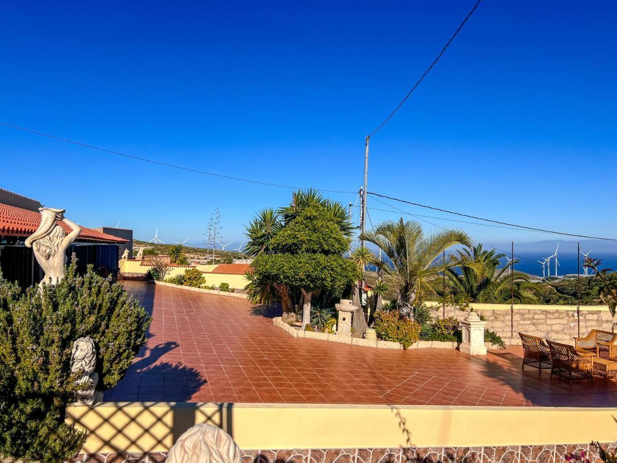 Exquisite Rural House With Garden, Pool And Sea Views Arico Viejo Exterior foto
