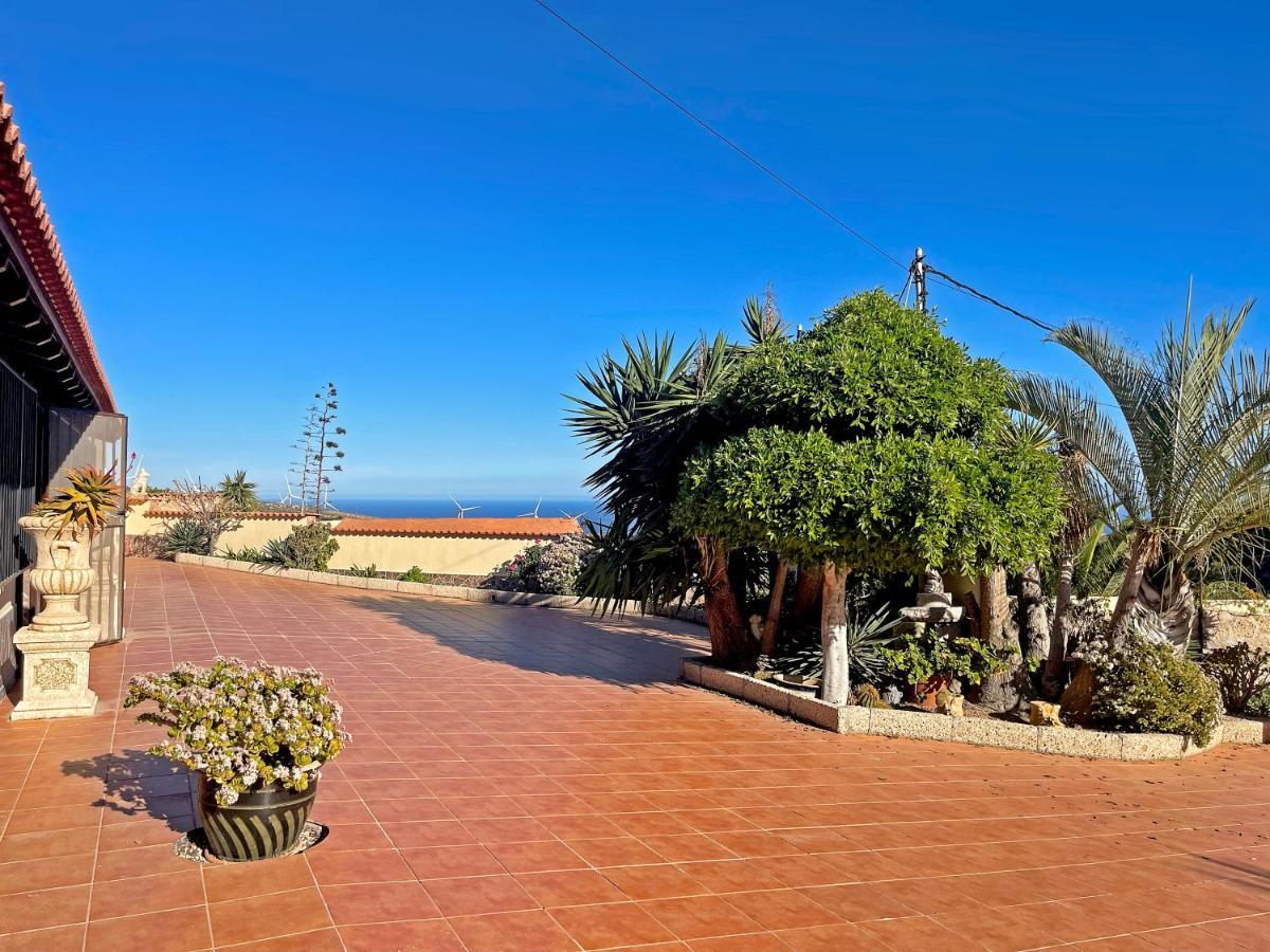 Exquisite Rural House With Garden, Pool And Sea Views Arico Viejo Exterior foto