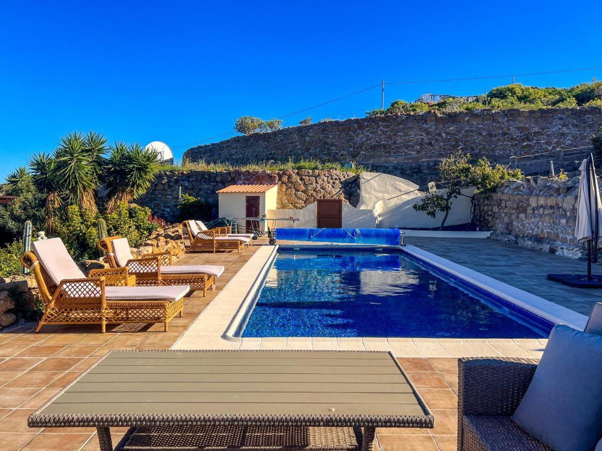 Exquisite Rural House With Garden, Pool And Sea Views Arico Viejo Exterior foto