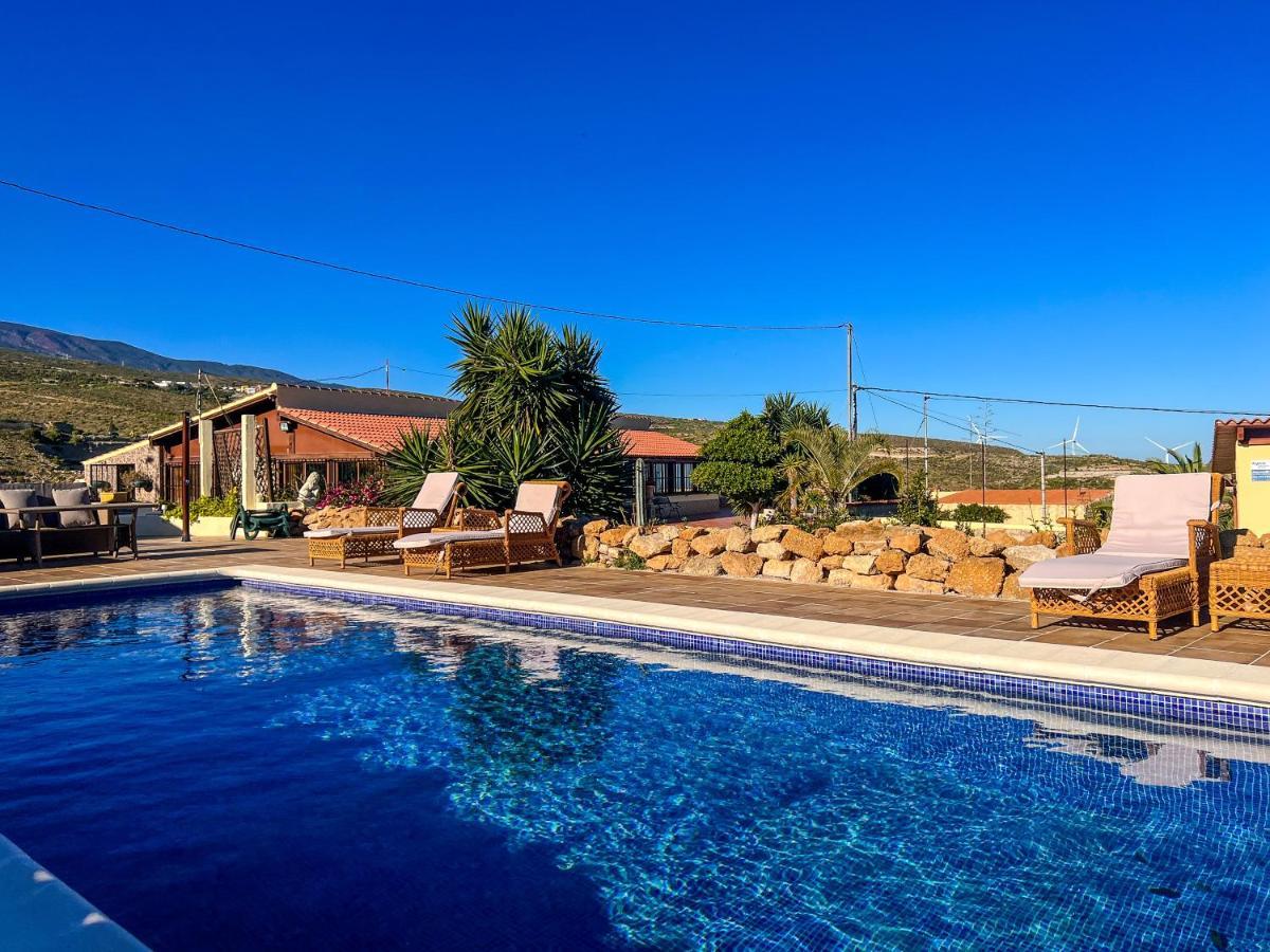 Exquisite Rural House With Garden, Pool And Sea Views Arico Viejo Exterior foto