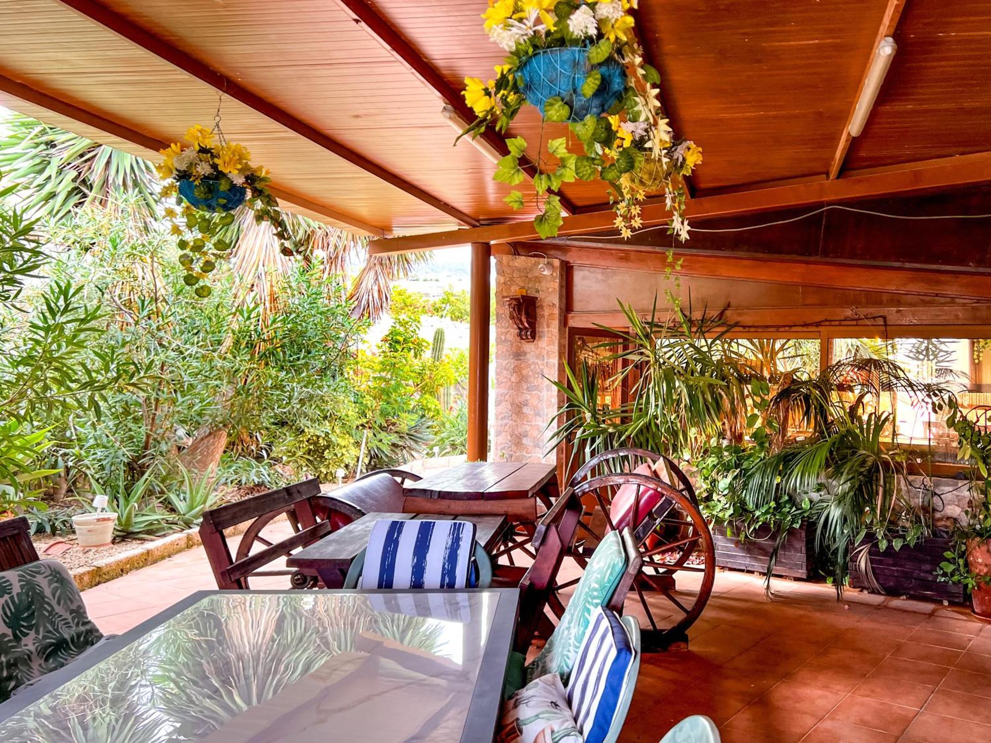 Exquisite Rural House With Garden, Pool And Sea Views Arico Viejo Exterior foto
